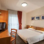 ホテル Rendez Vous 3*