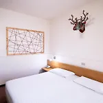 ホテル Rendez Vous シャティヨン