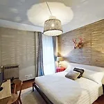 ホテル Rendez Vous 3*