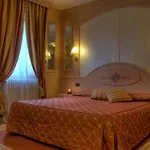 Rendez Vous ホテル 3*