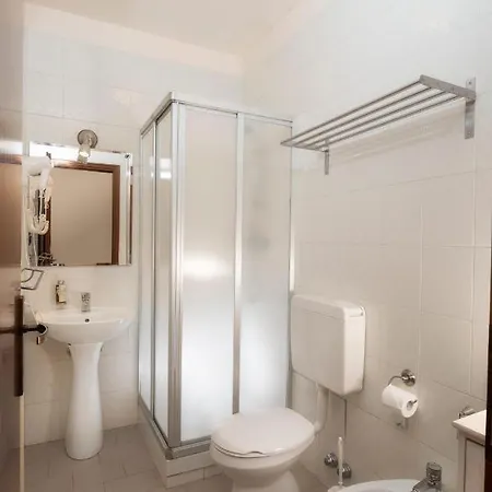 Rendez Vous Otel 3*