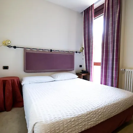 Hotel Rendez Vous 3*