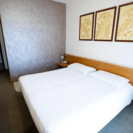 Hotel Rendez Vous