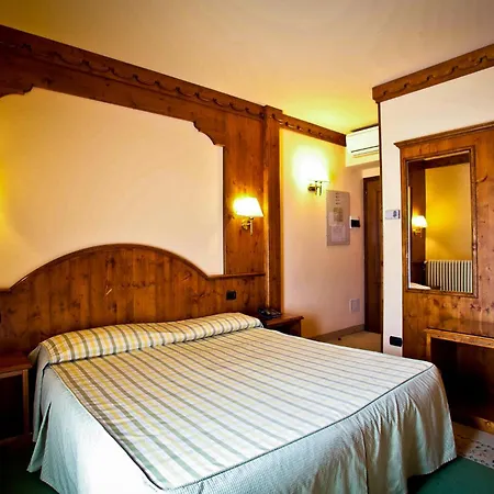 Hotel Rendez Vous