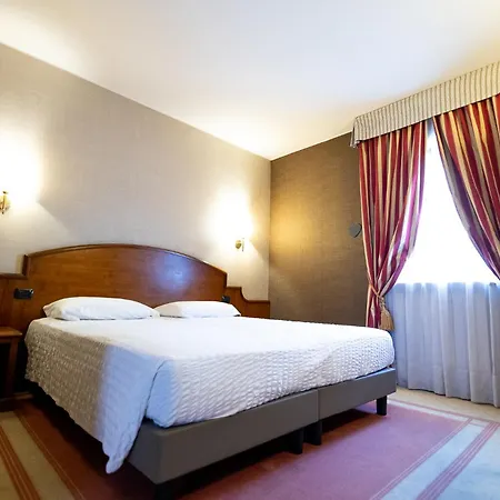 Hotel Rendez Vous
