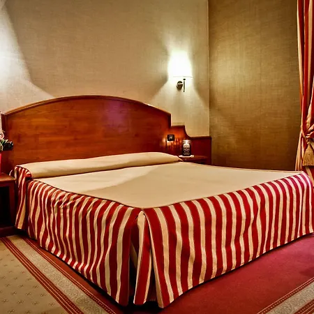 Otel Rendez Vous 3*