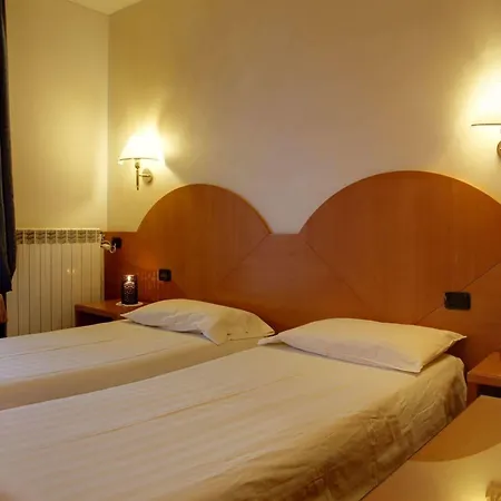Rendez Vous Otel 3*