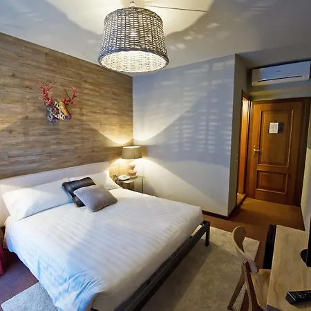Otel Rendez Vous 3*