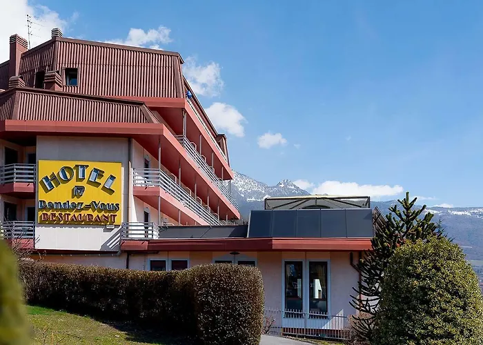 Rendez Vous Hotel 3*